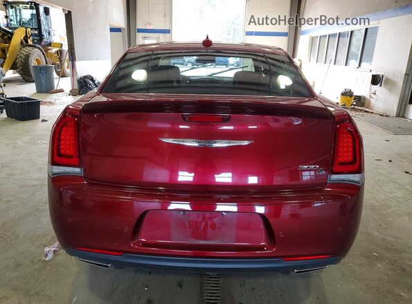2C3CCABT6KH581038 2019 CHRYSLER 300 Красный Вид сзади