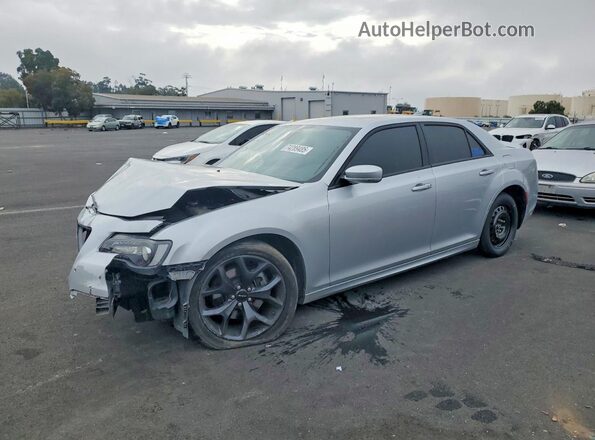 2C3CCABT6NH193702 2022 CHRYSLER 300 Silver წინა მარცხენა ხედი სამი მეოთხედიდან