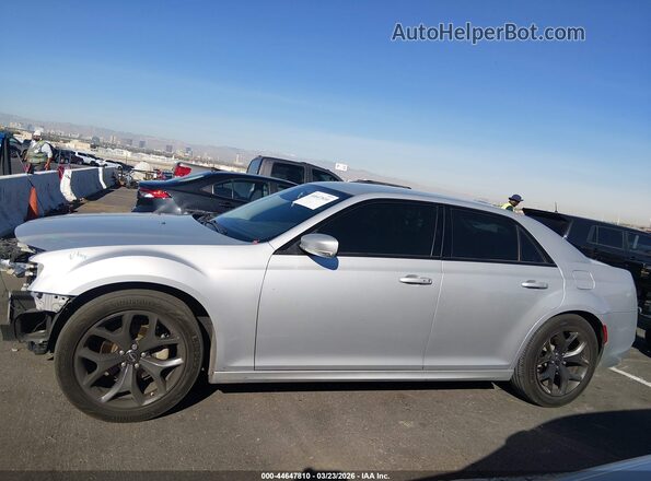 2C3CCADG2PH691530 2023 CHRYSLER 300 Silver 