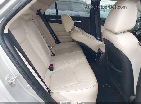 2C3CCAEG2KH617435 2019 CHRYSLER 300 Серебряный Вид наклейки с VIN-кодом