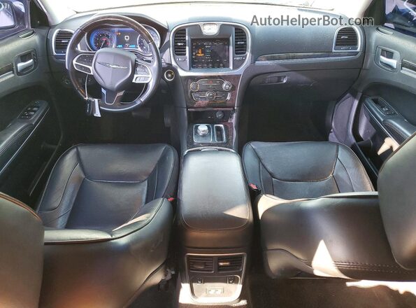 2C3CCAEG3JH123339 2018 CHRYSLER 300 Белый Вид панели приборов