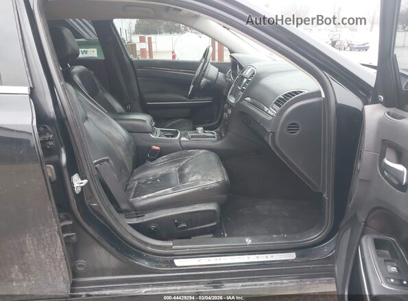 2C3CCAEG5KH538020 2019 CHRYSLER 300 Black Front interior view
