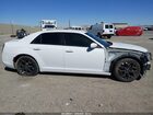 2019 Chrysler 300   Белый vin: 2C3CCAGG0KH517475