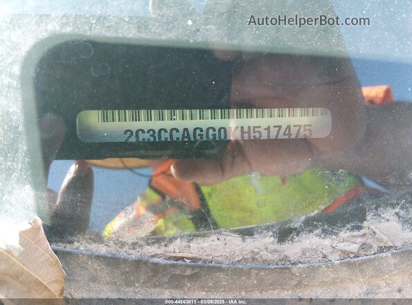 2C3CCAGG0KH517475 2019 CHRYSLER 300 Белый Вид подкапотного пространства