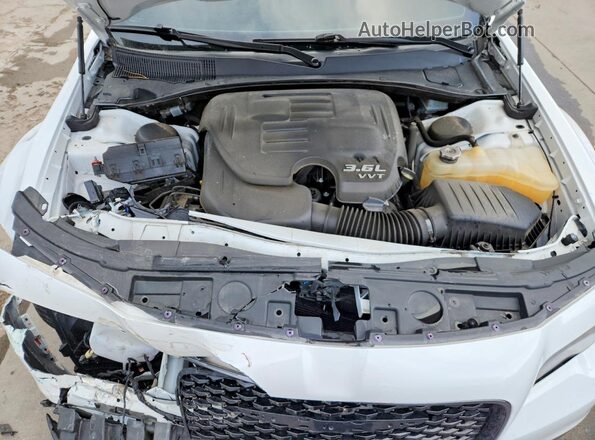 2C3CCAGG2NH135324 2022 CHRYSLER 300 White Vista interior trasera