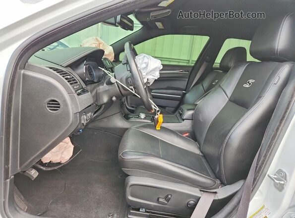2C3CCAGG2NH135324 2022 CHRYSLER 300 White Vista interior delantera