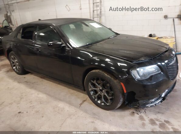 2C3CCAGG3HH597427 2017 CHRYSLER 300 Черный Передняя правая четверть