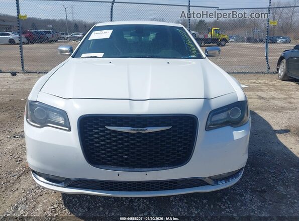 2C3CCAGG5GH162035 2016 CHRYSLER 300 Белый Вид щитка приборов