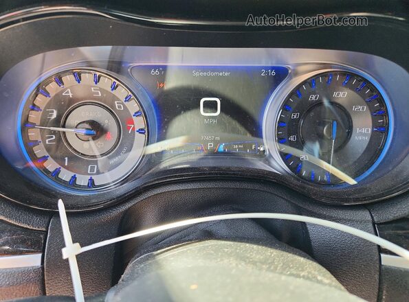 2C3CCAGG5HH591659 2017 CHRYSLER 300 Серый Вид щитка приборов