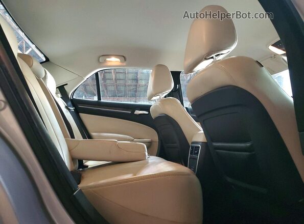 2C3CCARG2MH602737 2021 CHRYSLER 300 Silver უკანა სავარძლების ხედი
