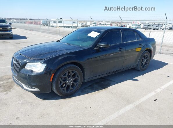 2C3CCARG9KH581205 2019 CHRYSLER 300 Черный Передняя левая четверть