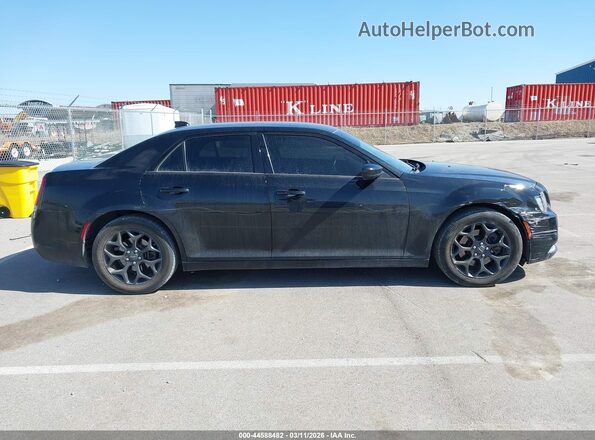 2C3CCARG9KH581205 2019 CHRYSLER 300 Черный Вид задней части салона