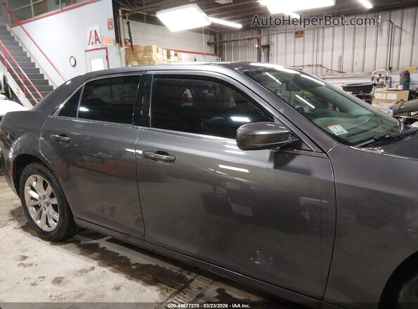 2C3CCARGXHH607755 2017 CHRYSLER 300 Серый Вид задней части салона