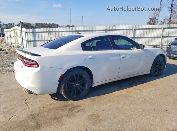 2C3CDXBG5HH525586 2017 DODGE CHARGER Белый Задняя правая четверть