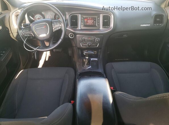 2C3CDXBG5HH525586 2017 DODGE CHARGER Белый Вид панели приборов