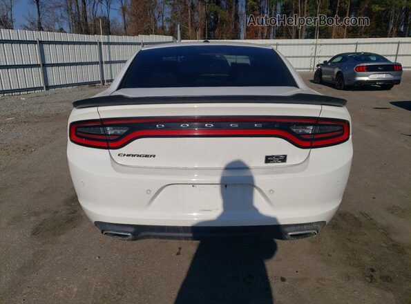 2C3CDXBG5HH525586 2017 DODGE CHARGER Белый Вид сзади