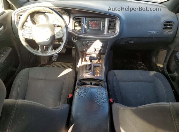 2C3CDXBG7HH539618 2017 DODGE CHARGER Бордовый Вид панели приборов