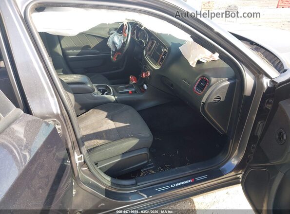 2C3CDXCT3JH213140 2018 DODGE CHARGER Gray Front interior view
