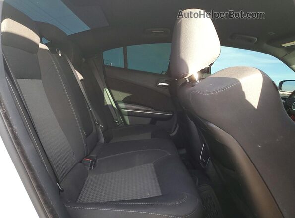 2C3CDXCT6KH630298 2019 DODGE CHARGER White უკანა სავარძლების ხედი