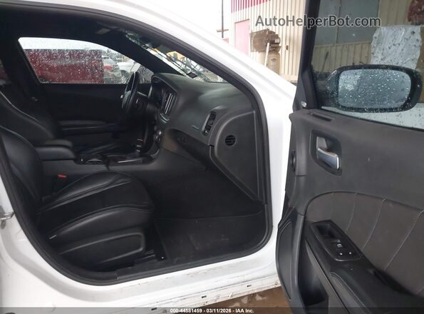 2C3CDXCT6MH575502 2021 DODGE CHARGER Белый Вид салона спереди