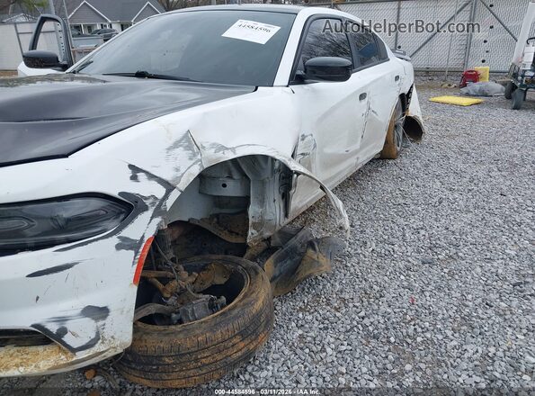 2C3CDXCT7JH230166 2018 DODGE CHARGER Белый Вид спереди