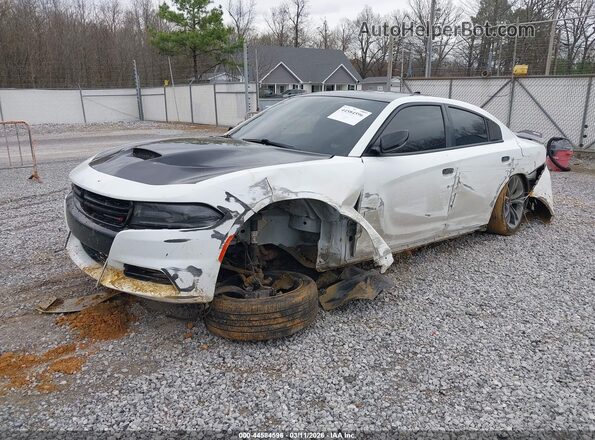 2C3CDXCT7JH230166 2018 DODGE CHARGER Белый Передняя левая четверть