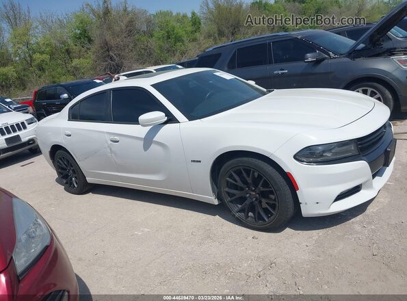 2C3CDXCT8JH145711 2018 DODGE CHARGER Белый Вид задней части салона