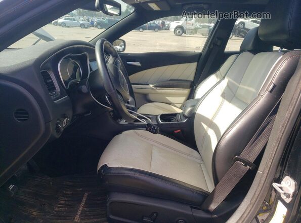 2C3CDXCT9JH114046 2018 DODGE CHARGER Черный Вид салона спереди