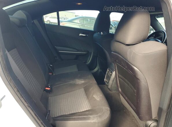 2C3CDXCTXKH757202 2019 DODGE CHARGER Белый Вид задних сидений