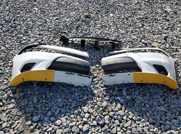 2C3CDXCTXKH757202 2019 DODGE CHARGER Белый Вид подкапотного пространства
