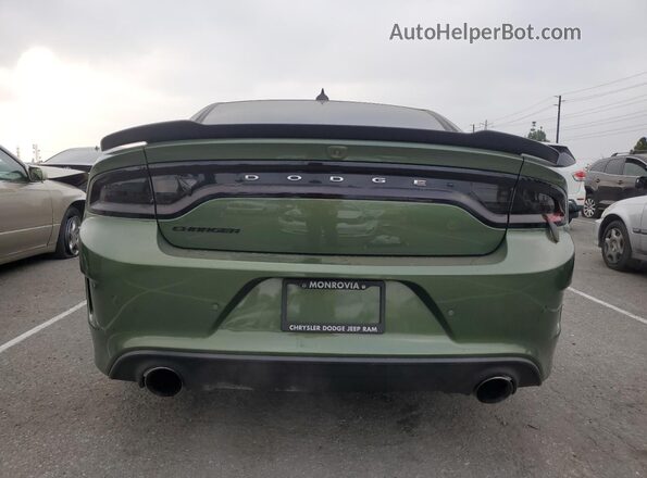 2C3CDXGJ4KH742672 2019 DODGE CHARGER Зеленый Вид сзади
