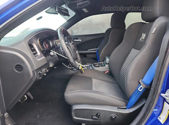 2C3CDXGJ9LH213526 2020 DODGE CHARGER Синий Вид салона спереди