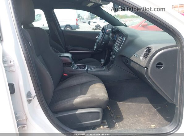 2C3CDXHG0KH566903 2019 DODGE CHARGER White Widok wnętrza z przodu
