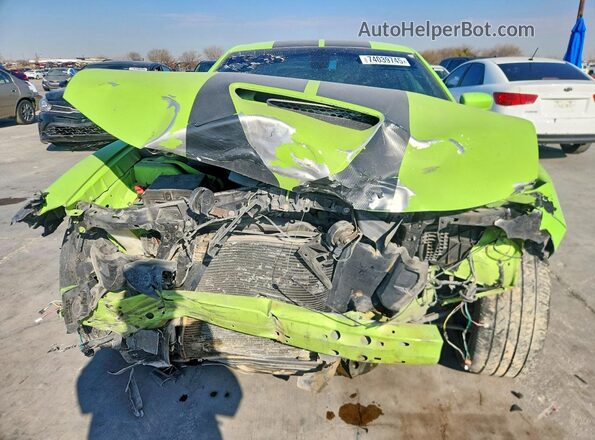 2C3CDXHG0KH672798 2019 DODGE CHARGER Зеленый Вид спереди