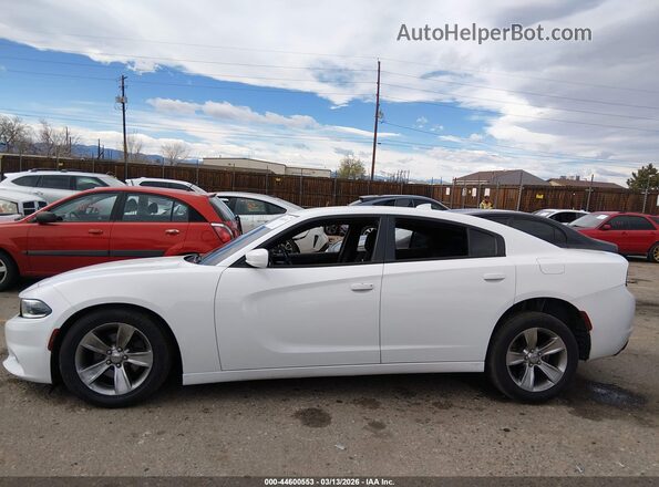 2C3CDXHG9JH176395 2018 DODGE CHARGER Белый 