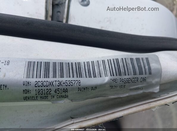 2C3CDXKT3KH535778 2019 DODGE CHARGER White Widok komory silnika