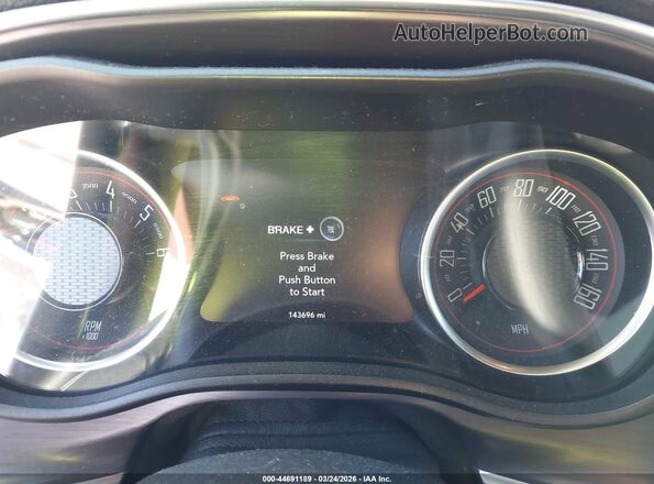 2C3CDZAG0JH245822 2018 DODGE CHALLENGER Белый Вид задних сидений