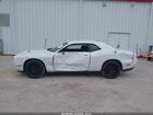 2016 Dodge Challenger Sxt Белый vin: 2C3CDZAG1GH275517