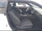 2016 Dodge Challenger Sxt Белый vin: 2C3CDZAG1GH275517