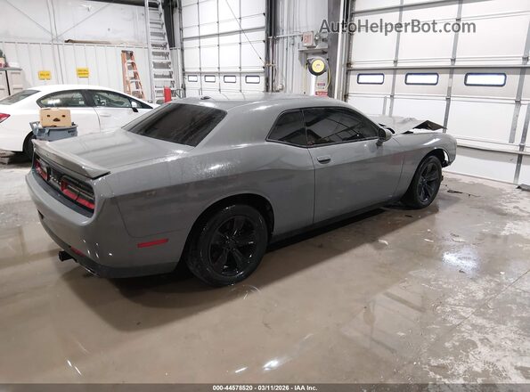 2C3CDZAG3JH294609 2018 DODGE CHALLENGER Серый Задняя правая четверть