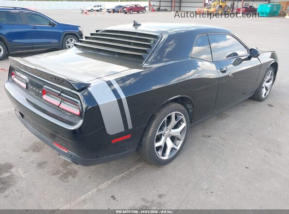 2C3CDZAG4GH349951 2016 DODGE CHALLENGER Черный Задняя правая четверть