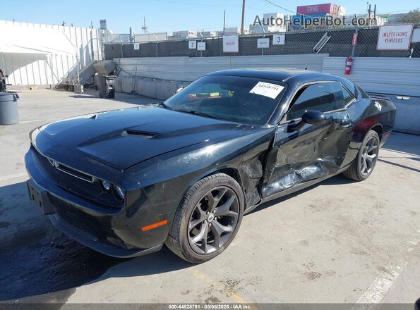 2C3CDZAG5JH328369 2018 DODGE CHALLENGER Черный Передняя левая четверть