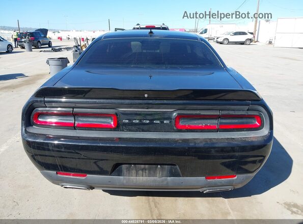 2C3CDZAG5JH328369 2018 DODGE CHALLENGER Черный 