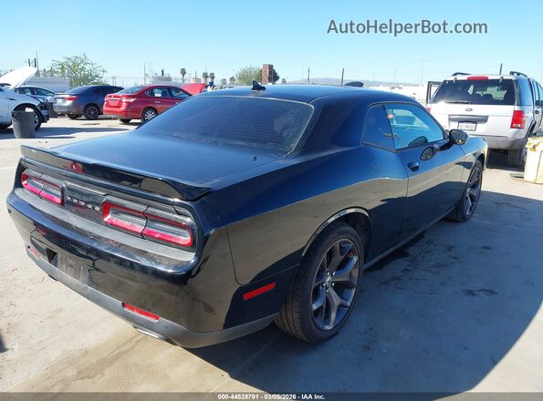 2C3CDZAG5JH328369 2018 DODGE CHALLENGER Черный Задняя правая четверть