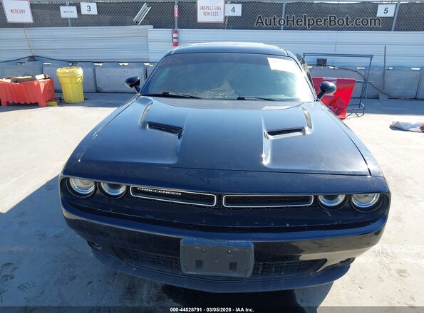 2C3CDZAG5JH328369 2018 DODGE CHALLENGER Черный Вид щитка приборов