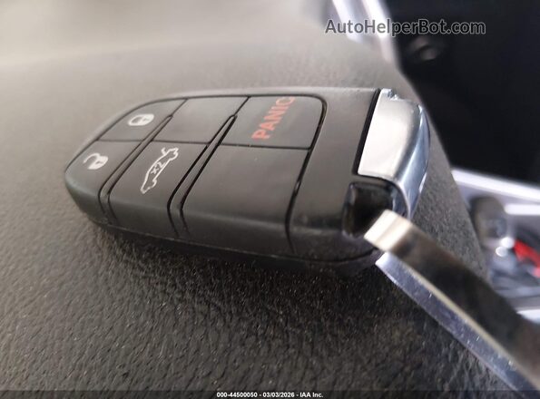 2C3CDZAG5KH606656 2019 DODGE CHALLENGER Черный Вид панели приборов