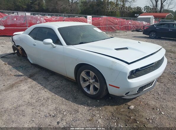 2C3CDZAG7JH305403 2018 DODGE CHALLENGER Белый Передняя правая четверть