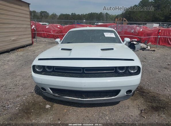 2C3CDZAG7JH305403 2018 DODGE CHALLENGER Белый Вид задней части салона