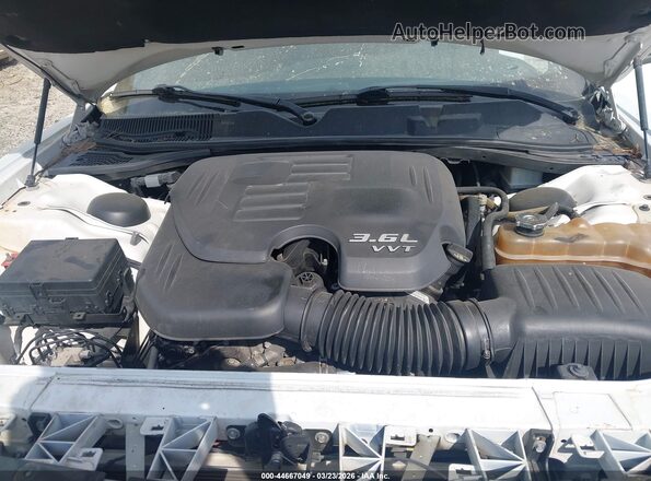 2C3CDZAG7JH305403 2018 DODGE CHALLENGER Белый Вид сзади