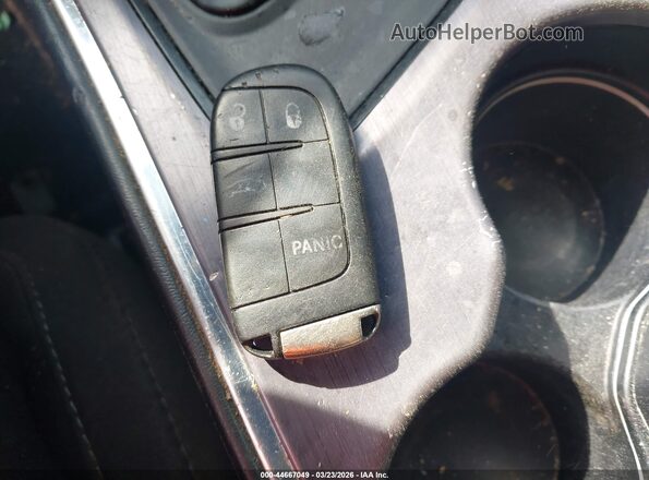 2C3CDZAG7JH305403 2018 DODGE CHALLENGER Белый Вид панели приборов